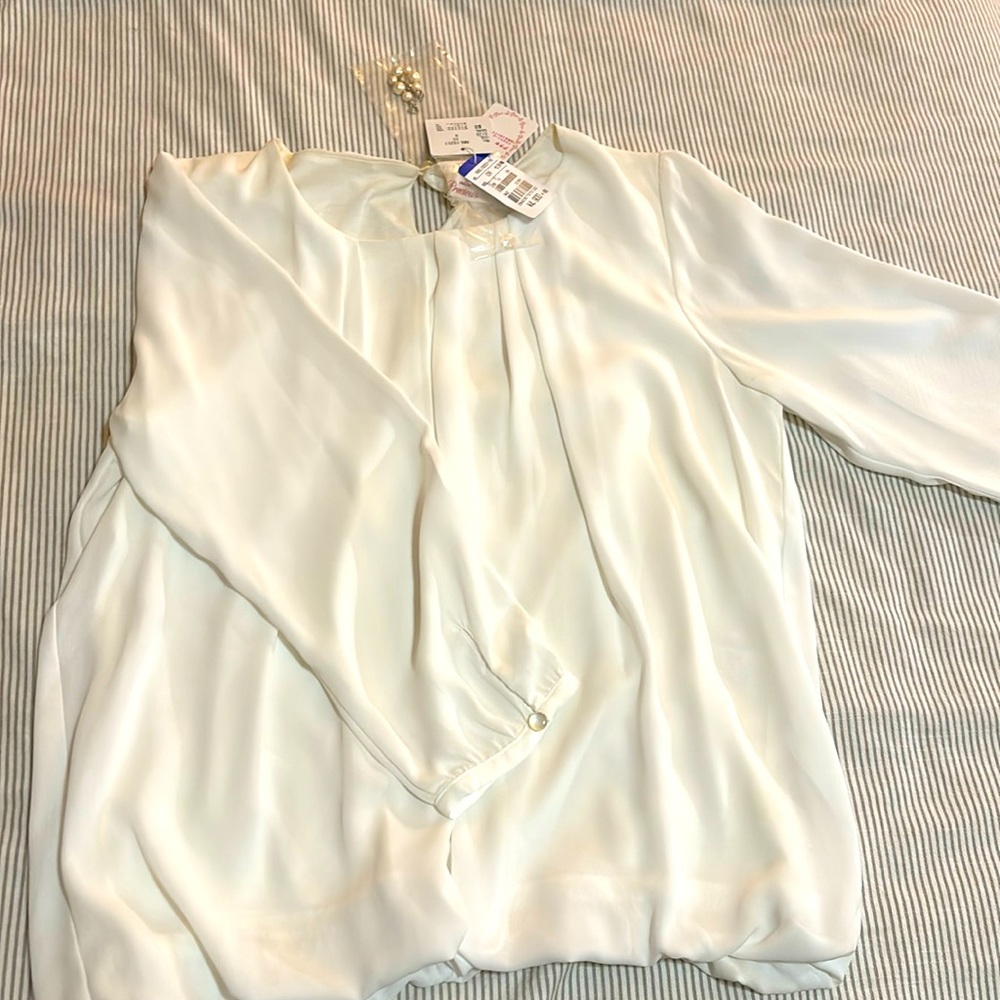 White flowy blouse, Small size